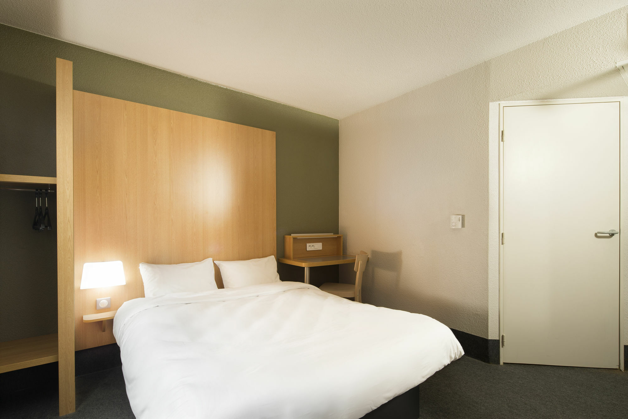 B&B Hotel Rennes Ouest Villejean Exterior foto